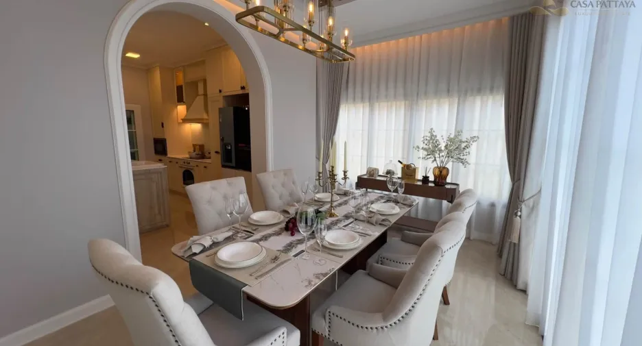 Villa zum Kauf mit 5 Zimmer in Jomtien, Pattaya