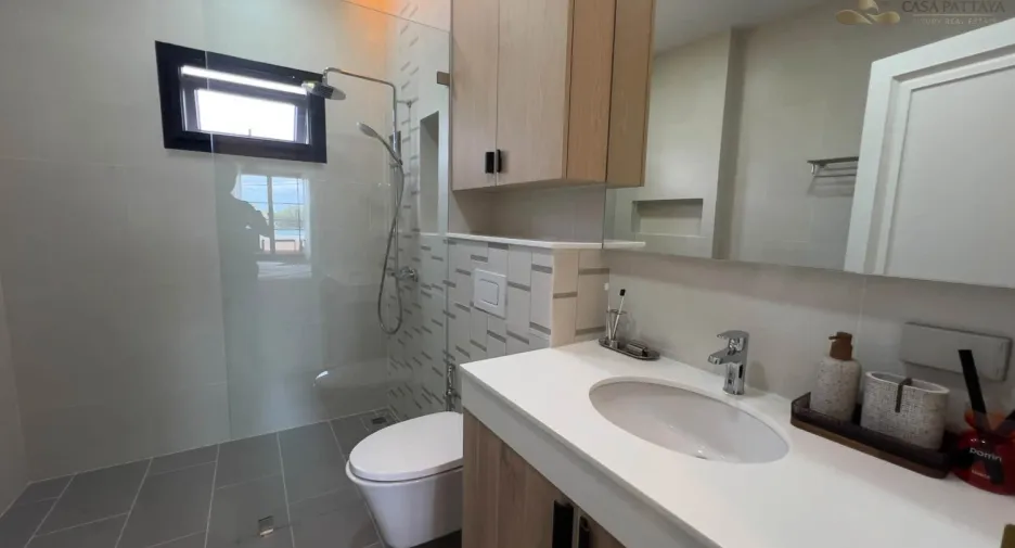 Villa zum Kauf mit 5 Zimmer in Jomtien, Pattaya