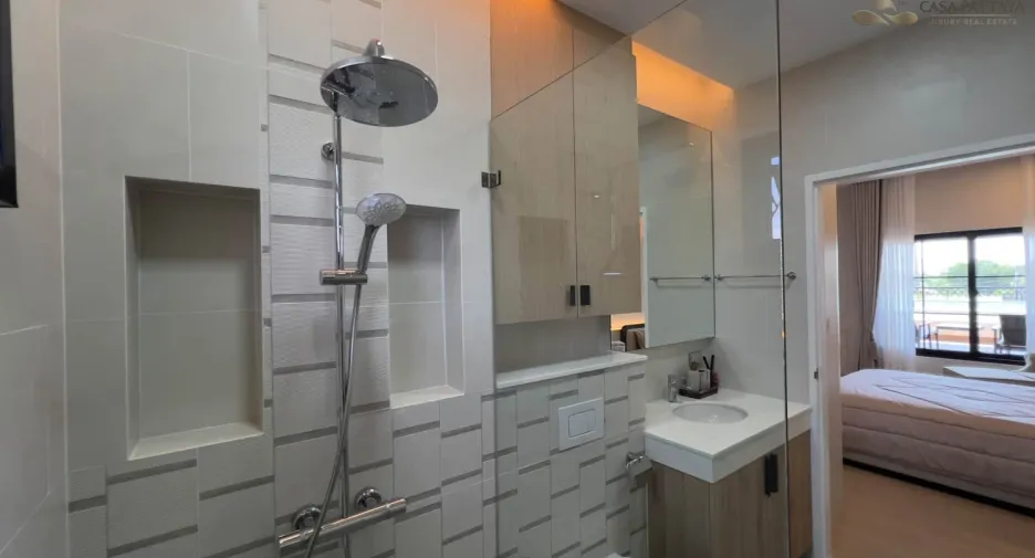 Villa zum Kauf mit 5 Zimmer in Jomtien, Pattaya