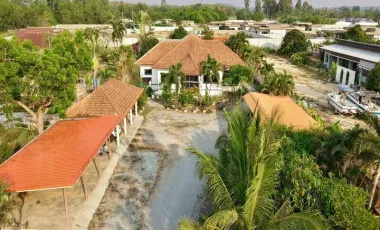 For sale 4 bedrooms villa in Huay Yai, Pattaya