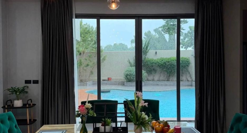 Haus zur Miete mit 3 Zimmer in Bang Lamung, Chonburi