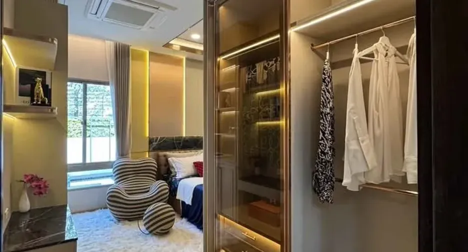 For sale and for rent 4 bedrooms house in Lat Krabang, Bangkok