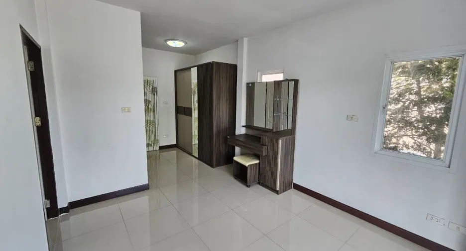 Casa en alquiler de 3 habitaciones en Phra Nakhon Si Ayutthaya, Phra Nakhon Si Ayutthaya