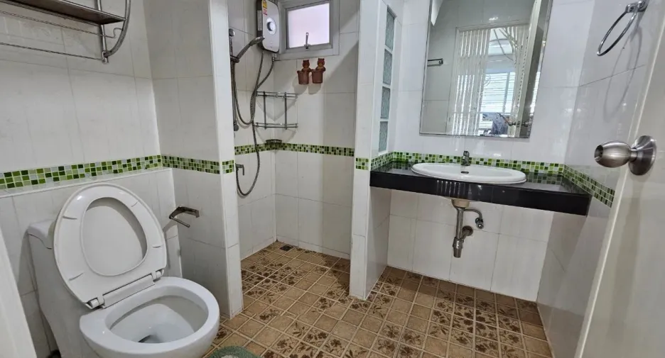Casa en alquiler de 3 habitaciones en Phra Nakhon Si Ayutthaya, Phra Nakhon Si Ayutthaya