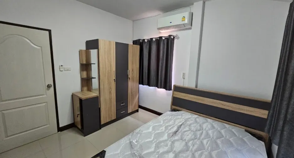 Casa en alquiler de 3 habitaciones en Phra Nakhon Si Ayutthaya, Phra Nakhon Si Ayutthaya