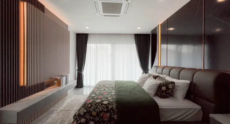 出售 5 卧室 别墅 在 Bang Lamung, Chon Buri