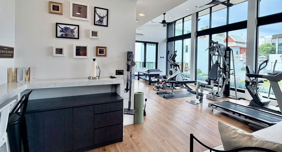 Haus zur Miete mit 4 Zimmer in Bang Lamung, Chonburi