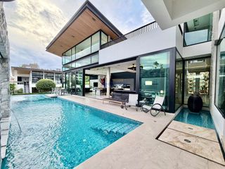 Haus zur Miete mit 4 Zimmer in Bang Lamung, Chonburi