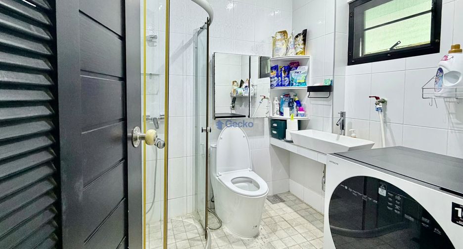 Haus zur Miete mit 4 Zimmer in Bang Lamung, Chonburi