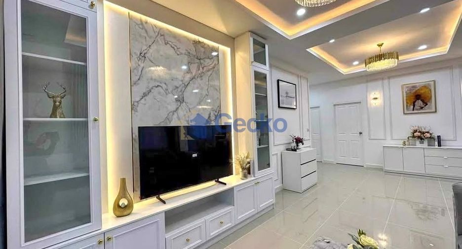 Haus zur Miete mit 3 Zimmer in Bang Lamung, Chonburi