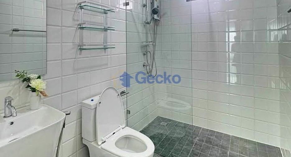 Haus zur Miete mit 3 Zimmer in Bang Lamung, Chonburi