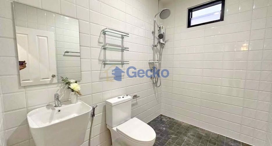 Haus zur Miete mit 3 Zimmer in Bang Lamung, Chonburi