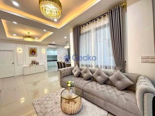 Haus zur Miete mit 3 Zimmer in Bang Lamung, Chonburi