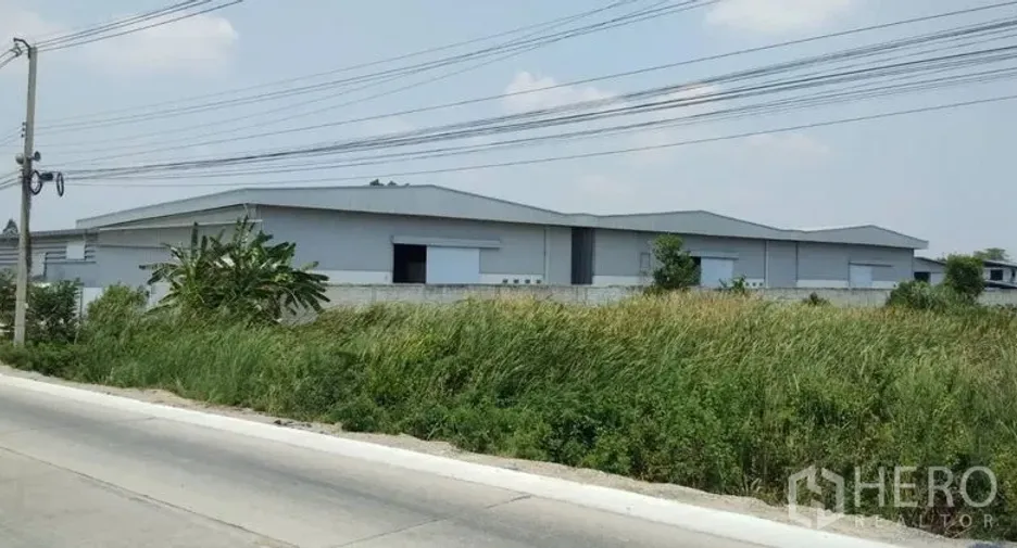For rent warehouse in Lam Luk Ka, Pathum Thani