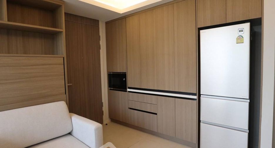 For rent and for sale 1 bed condo in Watthana, Bangkok