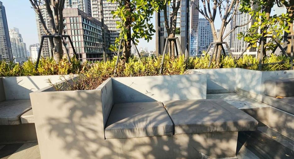 Condo en venta de 1 habitaciones en Khlong Toei, Bangkok