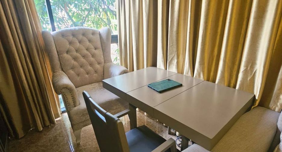 Condo en venta de 1 habitaciones en Khlong Toei, Bangkok