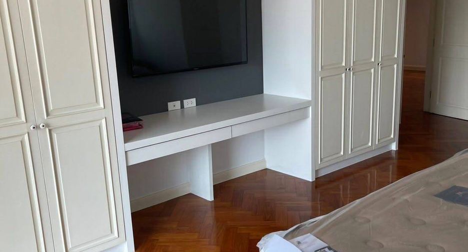 Wohnung zur Miete mit 2 Zimmer in Khlong Toei, Bangkok