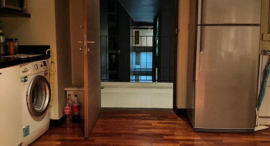 Condo en alquiler de 1 habitaciones en Watthana, Bangkok