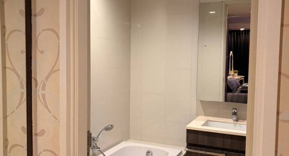 For rent 2 ベッドルーム condo in Watthana, Bangkok