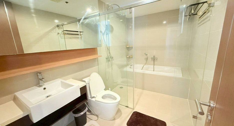 Wohnung zur Miete mit 2 Zimmer in Watthana, Bangkok