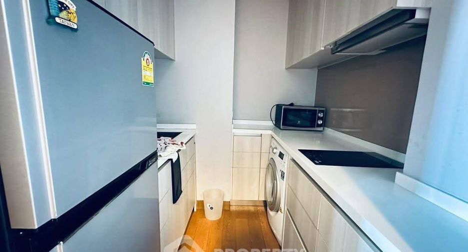 Condo en alquiler de 2 habitaciones en Khlong Toei, Bangkok