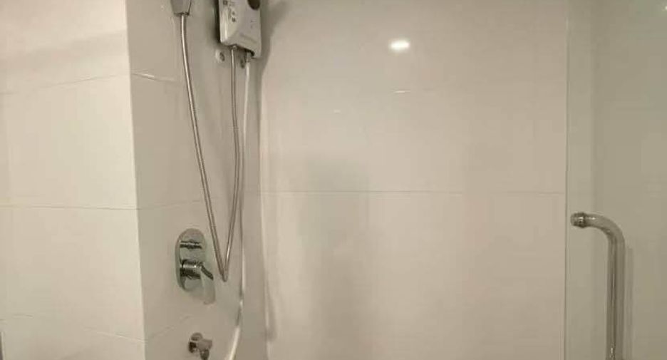 For rent 1 bed condo in Ratchathewi, Bangkok