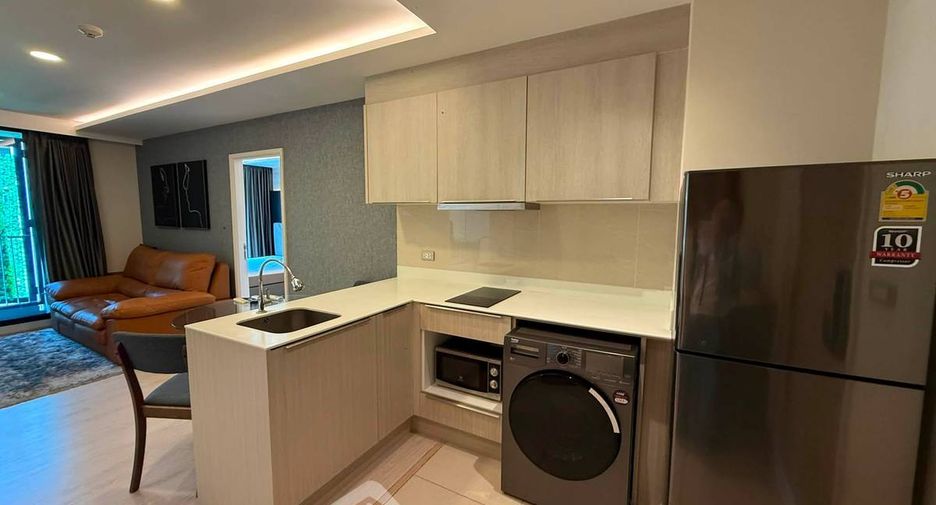 For rent 2 bedrooms condo in Khlong Toei, Bangkok