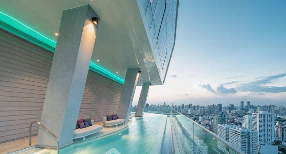 À vendre 2 chambres condo à Watthana, Bangkok