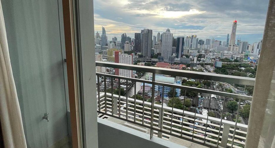 For rent and for sale 1 bed condo in Watthana, Bangkok