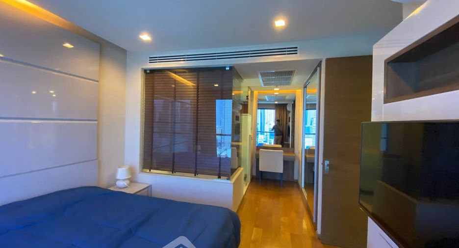 À vendre 2 chambres condo à Sathon, Bangkok