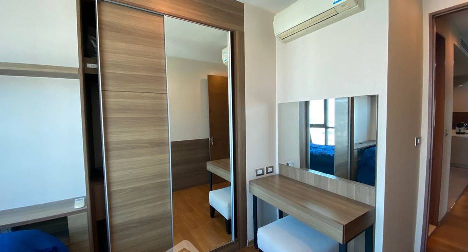 À vendre 2 chambres condo à Sathon, Bangkok