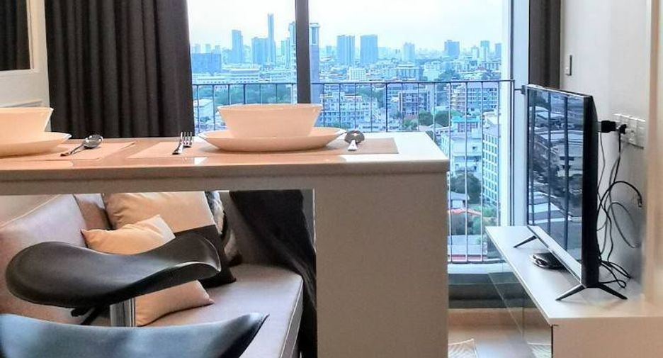 For sale 1 bed condo in Bang Na, Bangkok