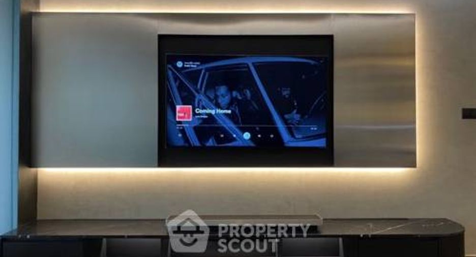 For rent and for sale 2 bedrooms condo in Watthana, Bangkok
