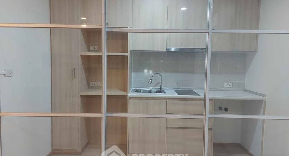 Reihenhaus zum Kauf mit 2 Zimmer in Bang Khen, Bangkok