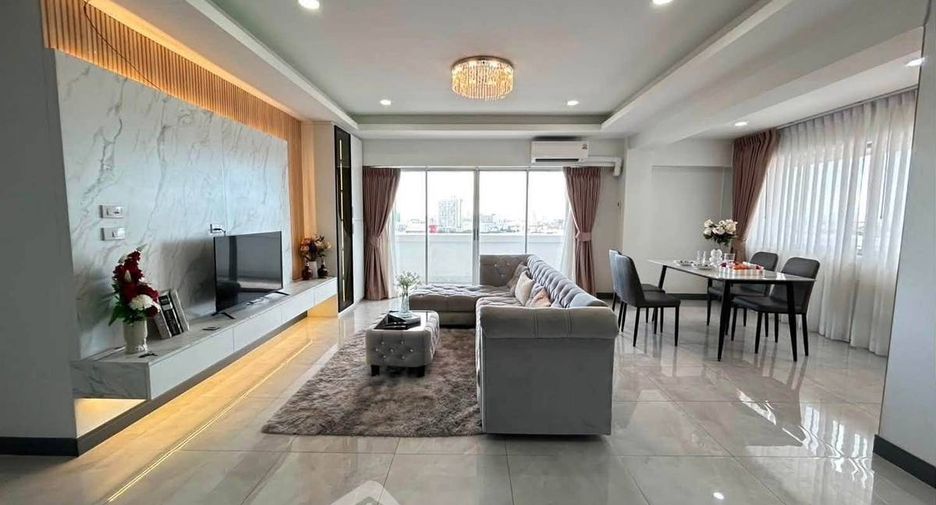 Condo en venta de 3 habitaciones en Jomtien, Pattaya