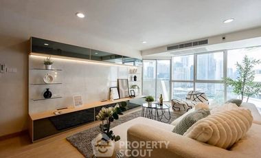For sale 2 ベッドルーム condo in Khlong Toei, Bangkok