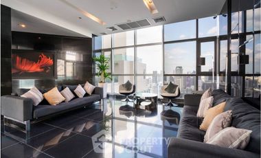For sale 1 Beds condo in Sathon, Bangkok