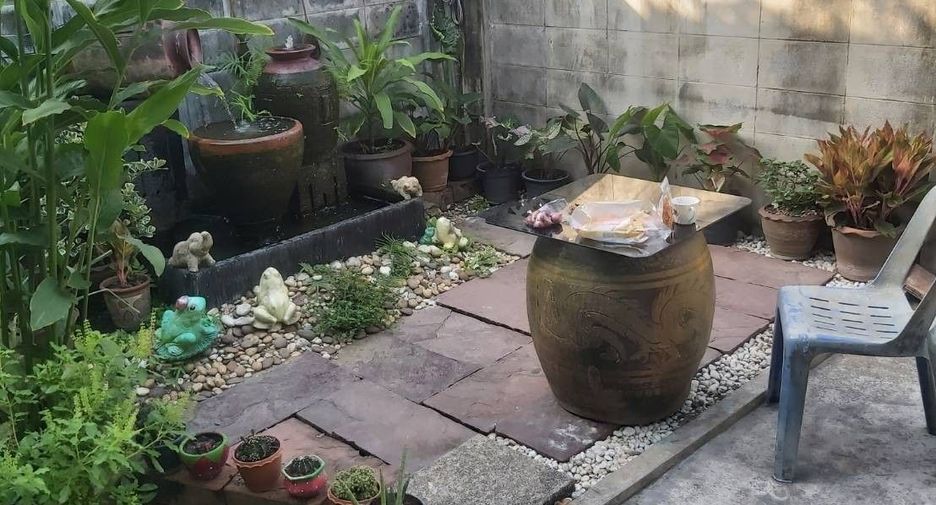 For sale 2 bedrooms house in Phasi Charoen, Bangkok