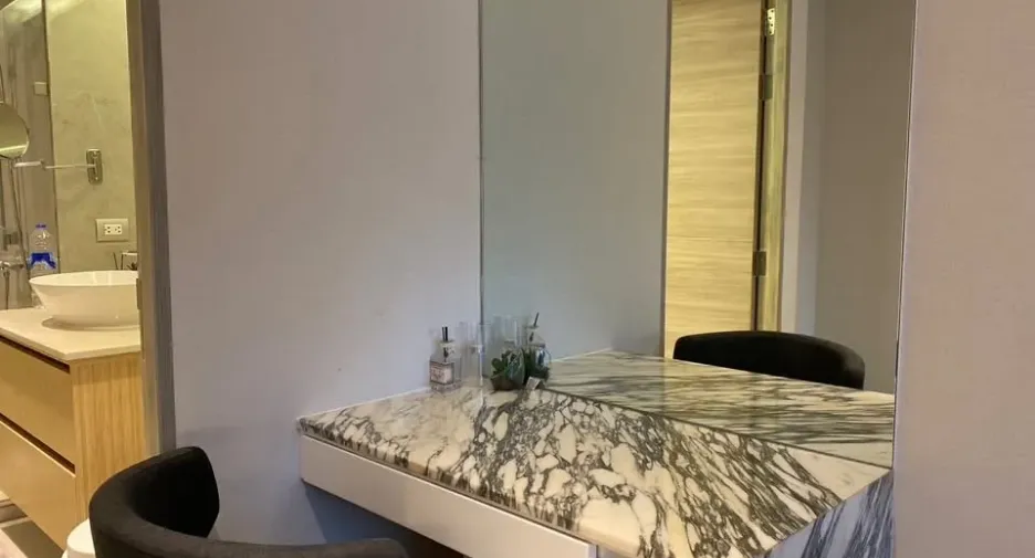 Condo en alquiler de 2 habitaciones en Watthana, Bangkok