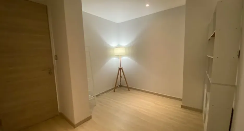 Condo en alquiler de 2 habitaciones en Watthana, Bangkok