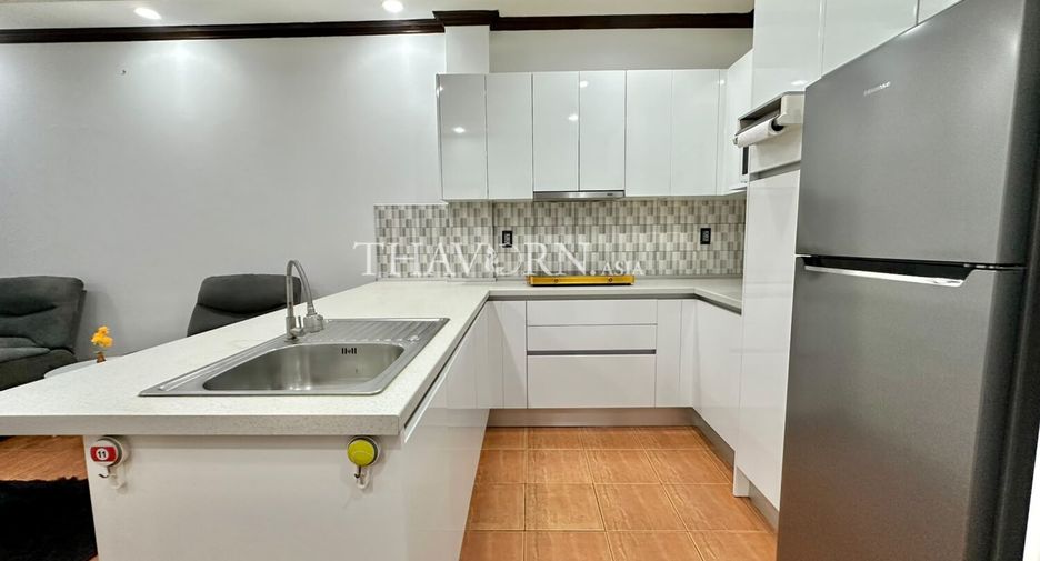 Продажа 2 спальни кондо в Йомтиен, Паттайя