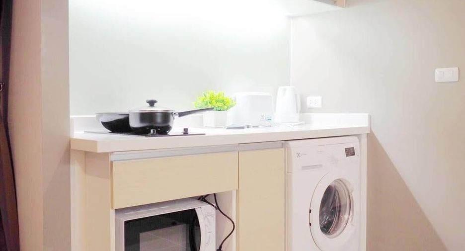 For sale 1 bed condo in Bang Lamung, Chonburi