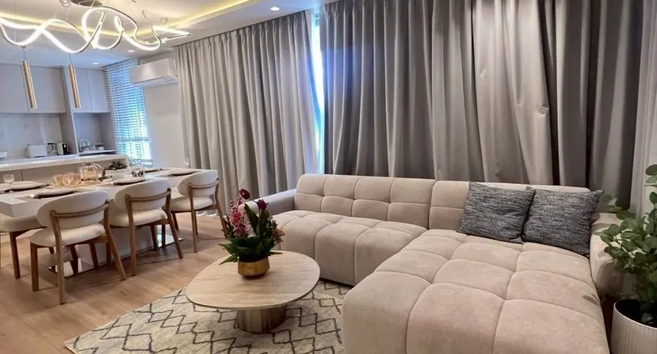 For rent 2 bedrooms condo in Mueang Phuket, Phuket