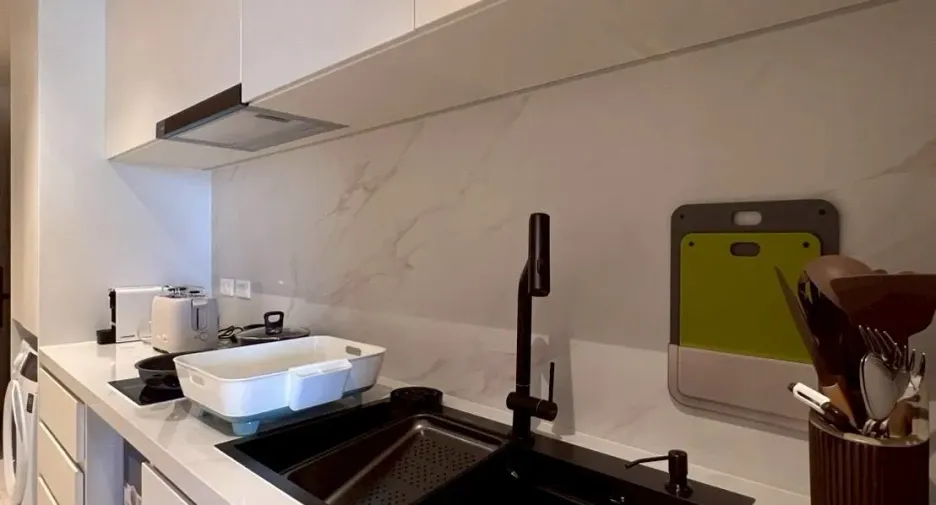 For rent 2 bedrooms condo in Mueang Phuket, Phuket
