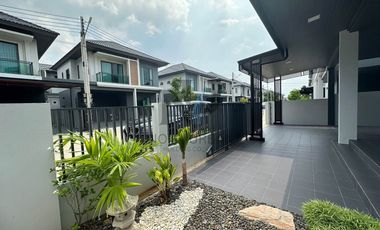 For sale 3 ベッドルーム house in Bang Lamung, Chonburi