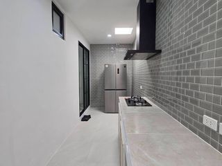 Casa en alquiler de 2 habitaciones en Mueang Phuket, Phuket