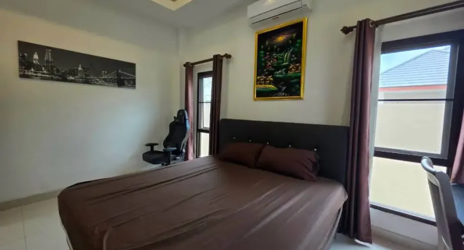 À louer 3 chambres maison à Huay Yai, Pattaya