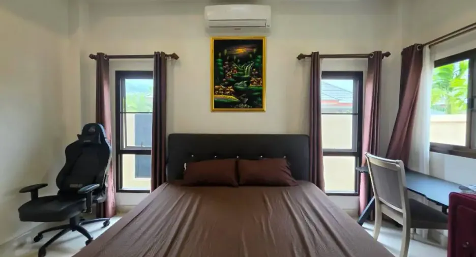 À louer 3 chambres maison à Huay Yai, Pattaya