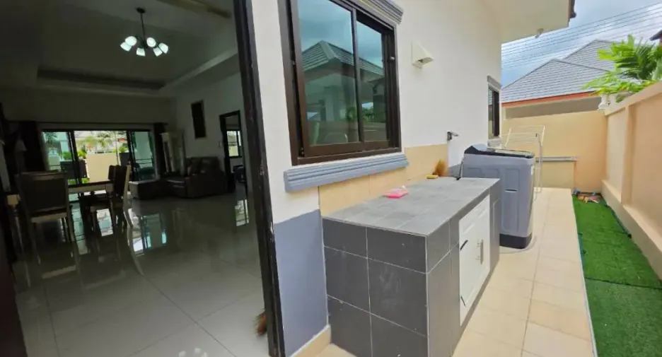À louer 3 chambres maison à Huay Yai, Pattaya